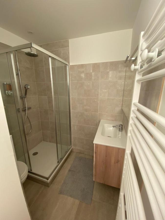 Studio Indre Climatise, La Halte De Cuze, Aux Abords De La Loire A Velo Huismes Exteriör bild