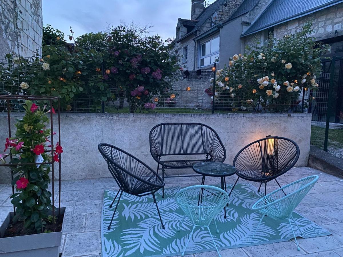 Studio Indre Climatise, La Halte De Cuze, Aux Abords De La Loire A Velo Huismes Exteriör bild